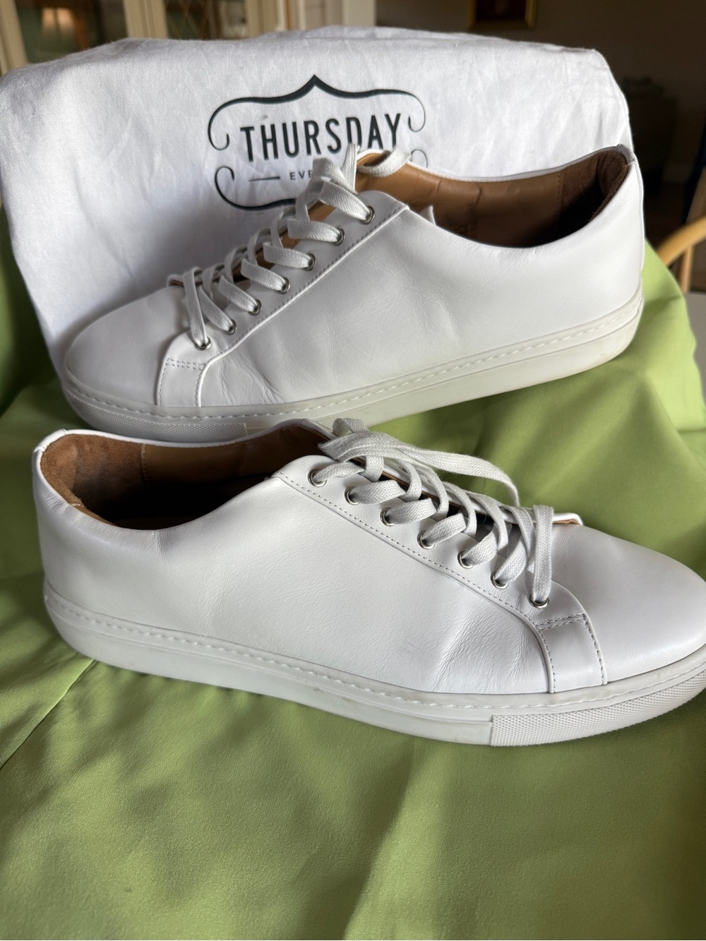 Men's White Leather Low-Top Sneakers